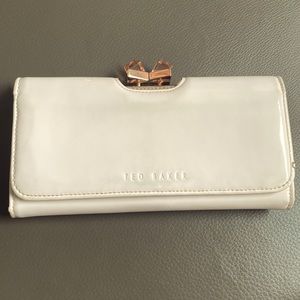 Ted Baker Light Pink Patent Matinee Wallet Crystal Frame Clasp